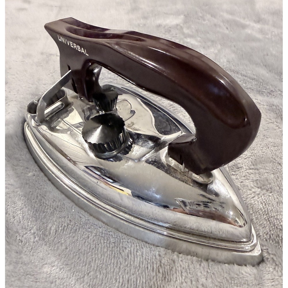 Vtg Universal Stewardess Folding Travel Steam Iron 1675 Belden Cord MCM Chrome